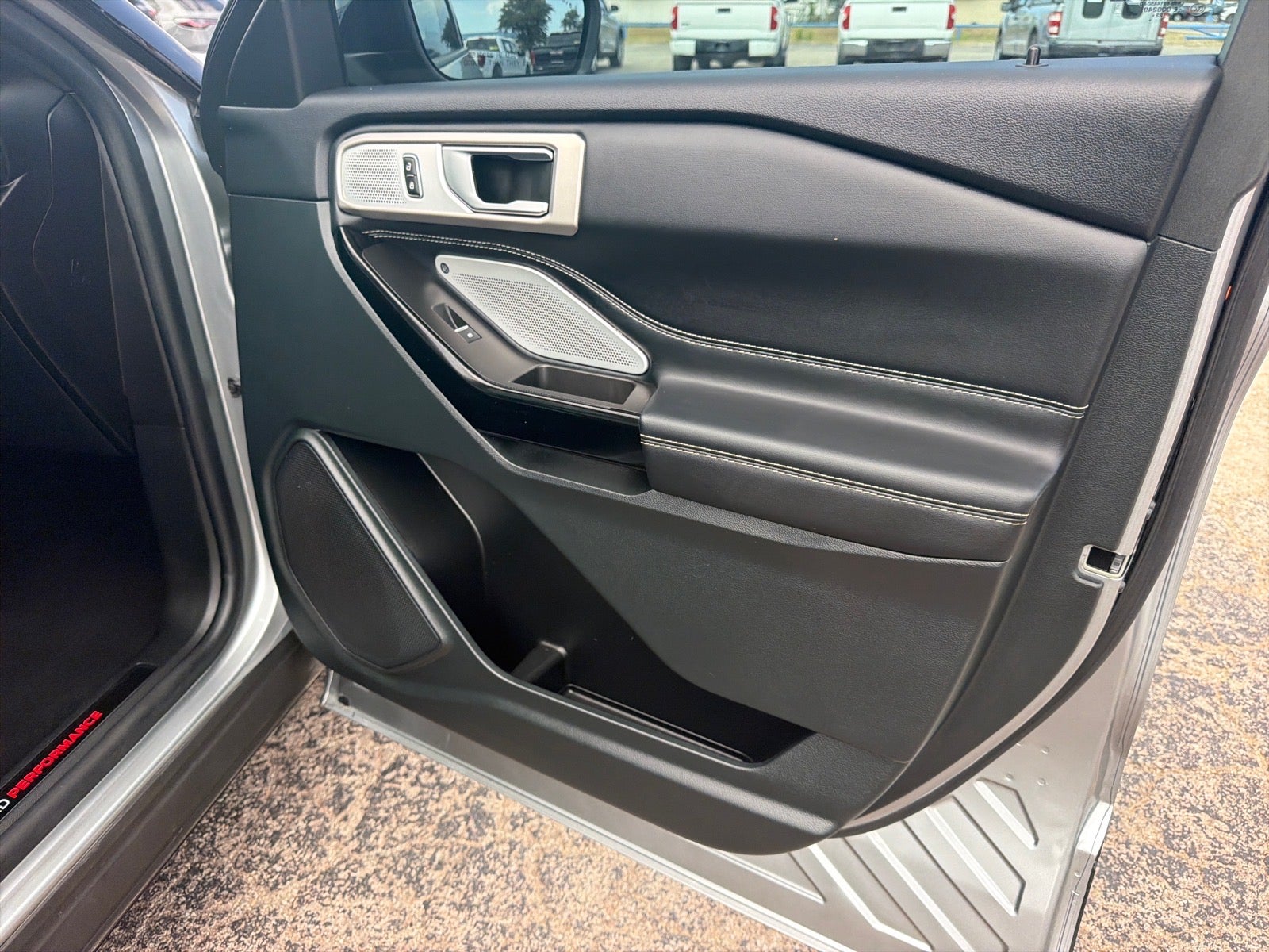 2024 Ford Explorer ST