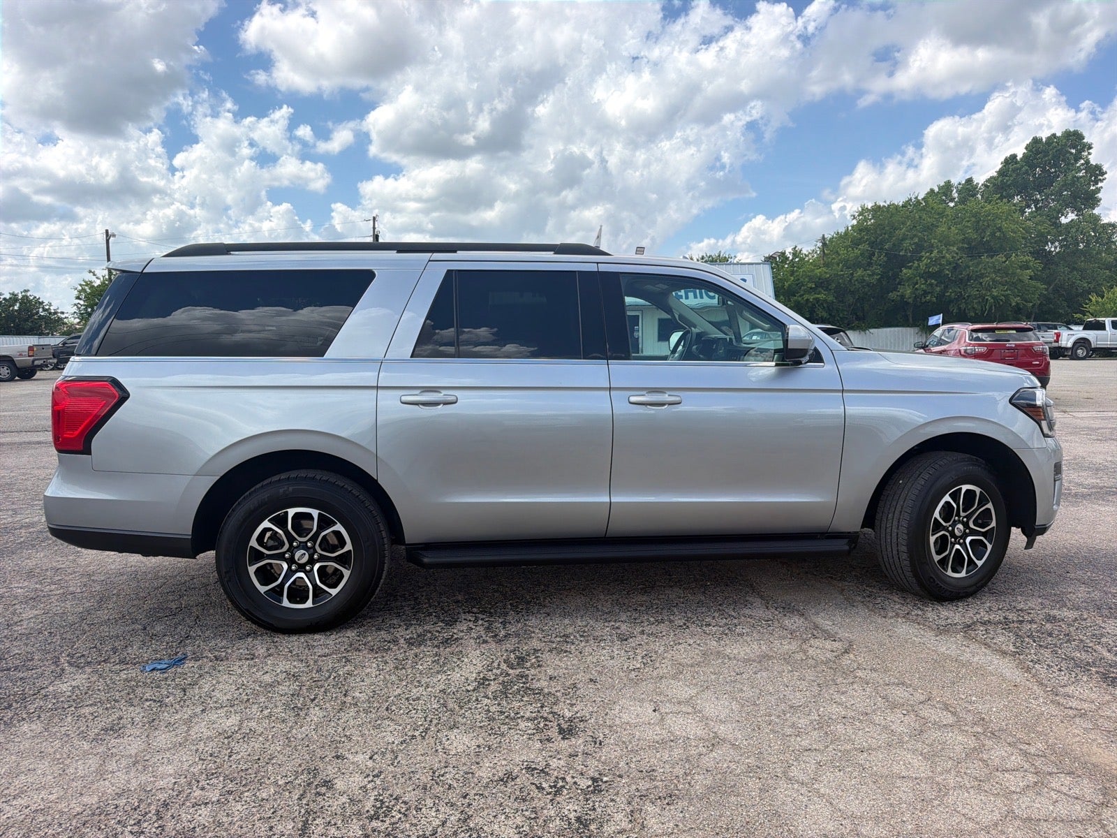 2024 Ford Expedition MAX XLT