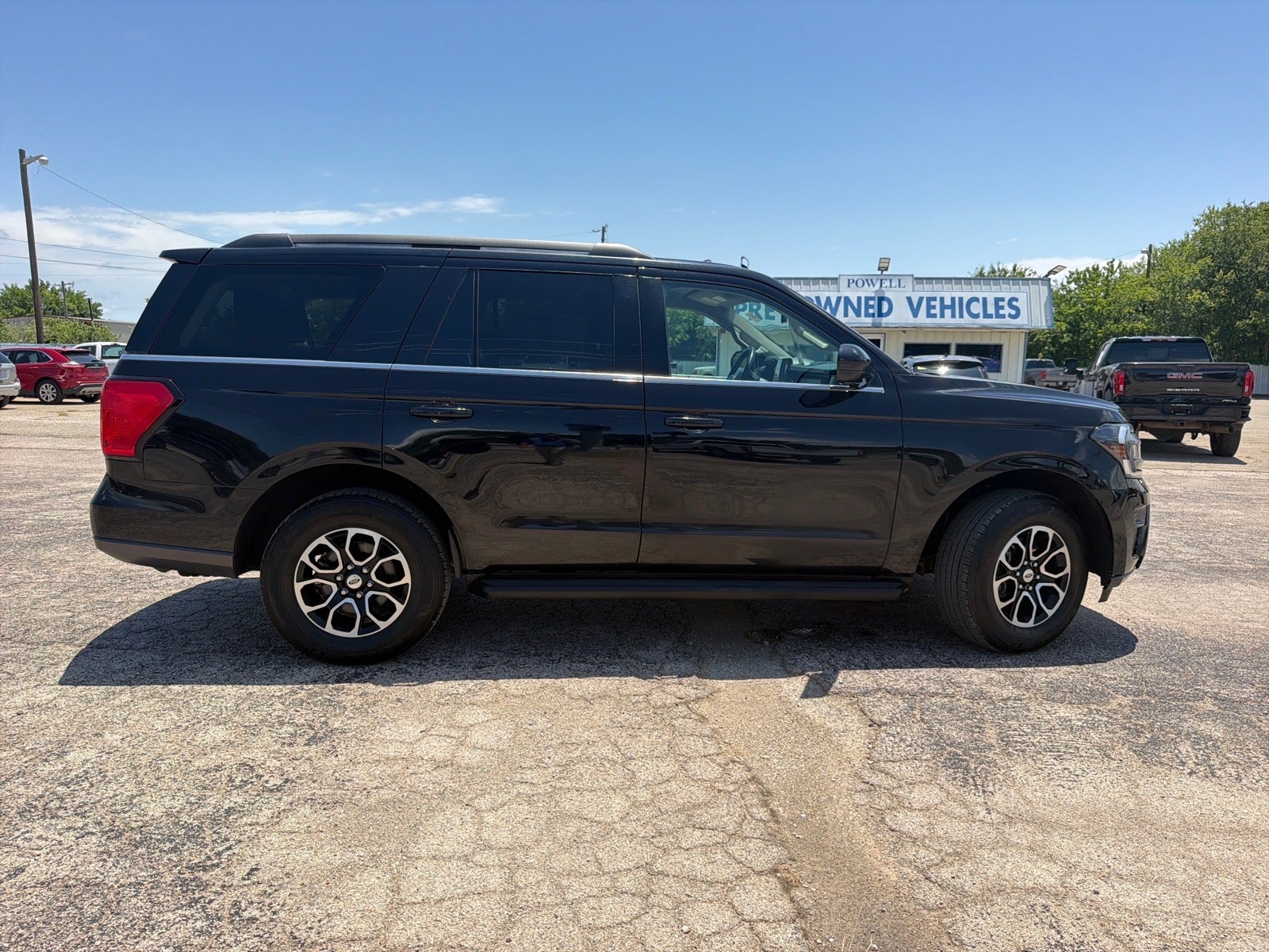 2024 Ford Expedition XLT