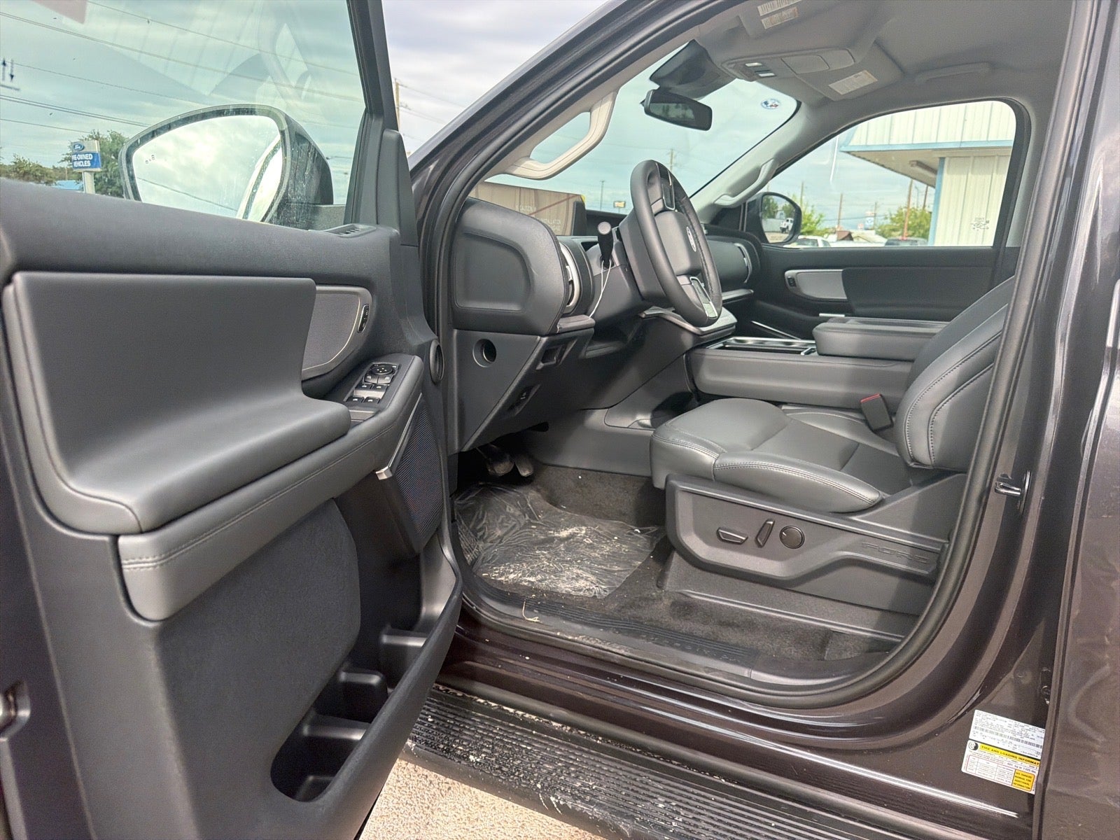 2027 Ford Expedition Active