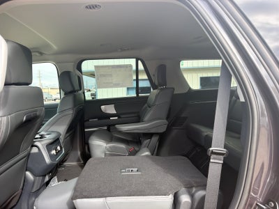2027 Ford Expedition Active