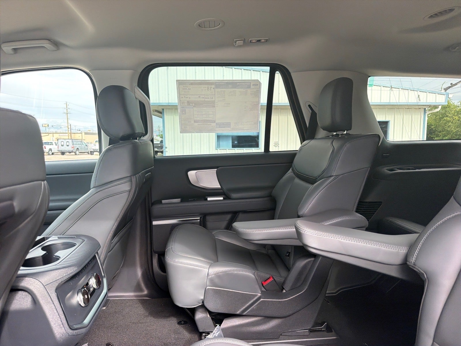 2027 Ford Expedition Active