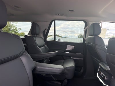 2027 Ford Expedition Active