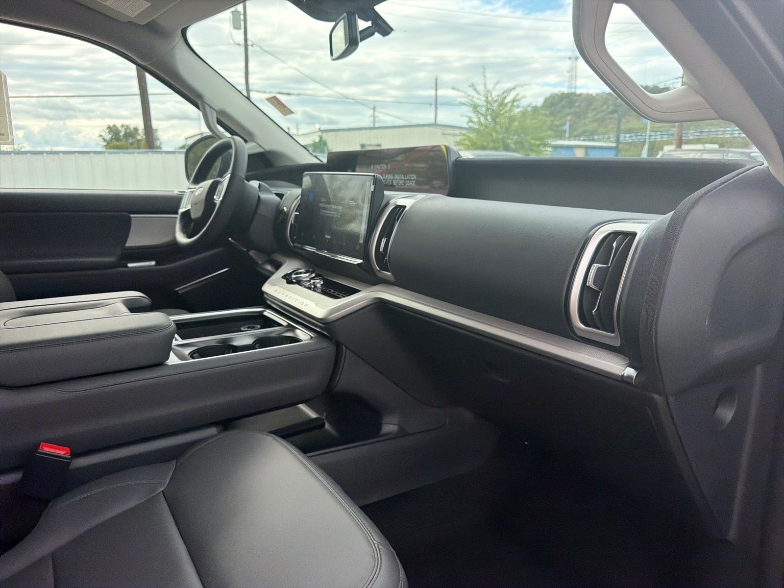 2027 Ford Expedition Active