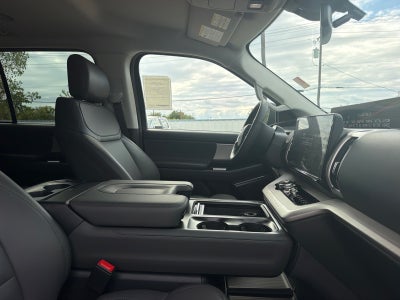 2027 Ford Expedition Active