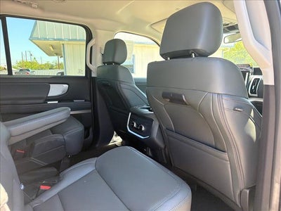 2027 Ford Expedition Active
