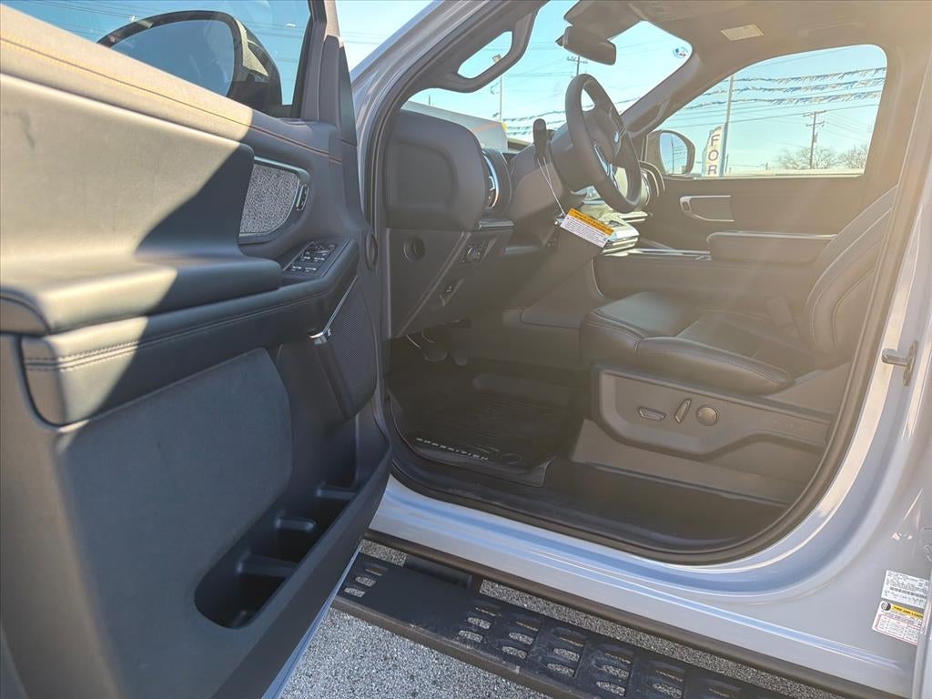 2025 Ford Expedition Tremor