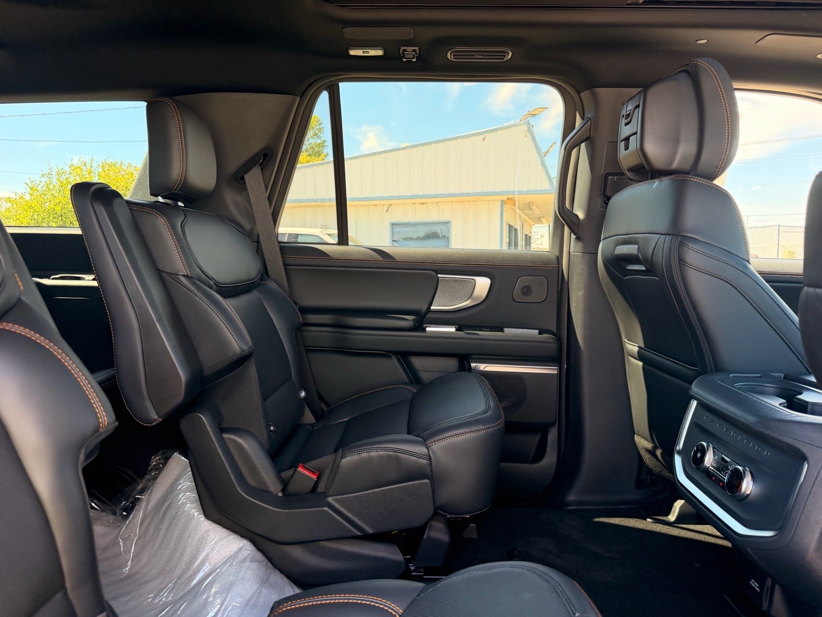 2027 Ford Expedition Tremor