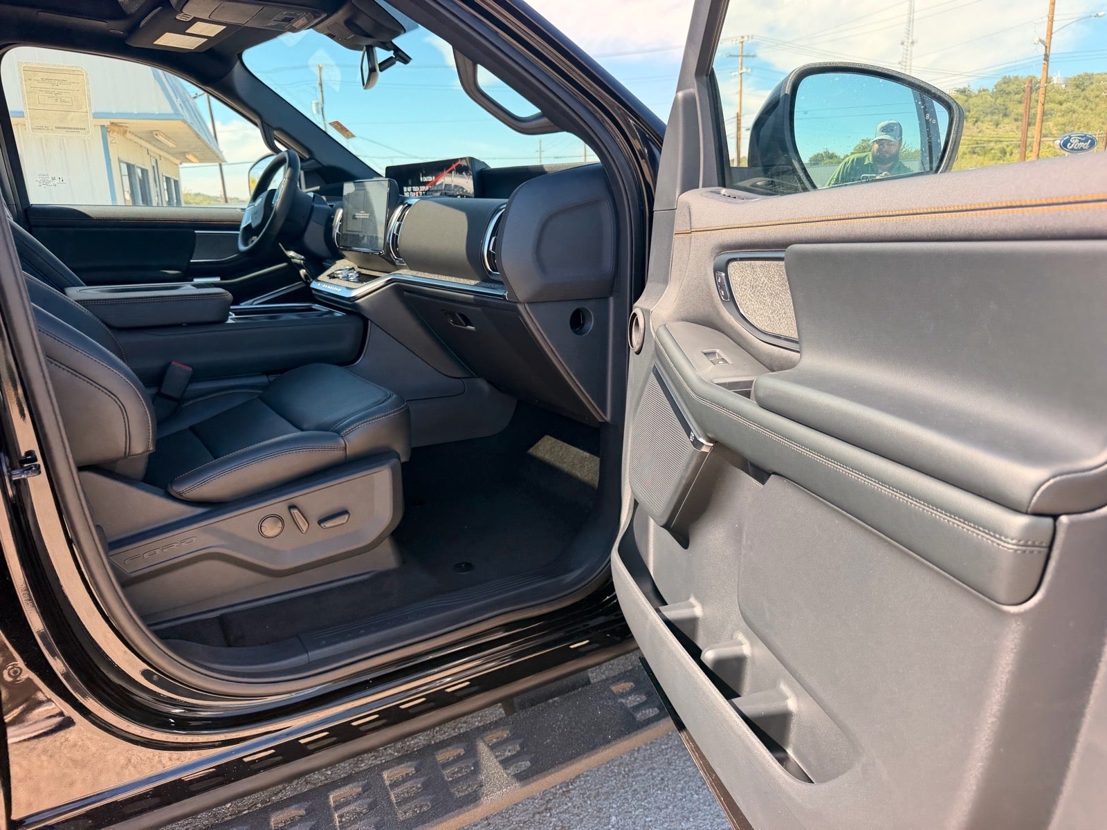 2027 Ford Expedition Tremor