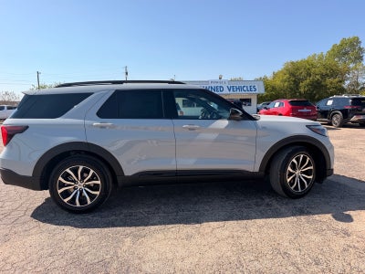 2027 Ford Explorer ST-Line
