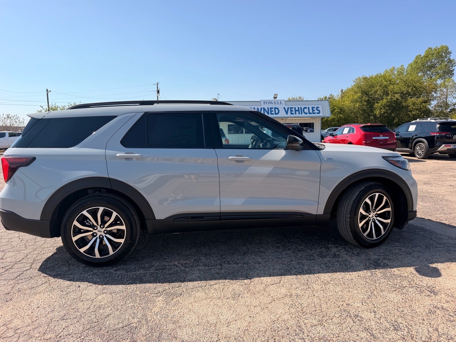 2027 Ford Explorer ST-Line
