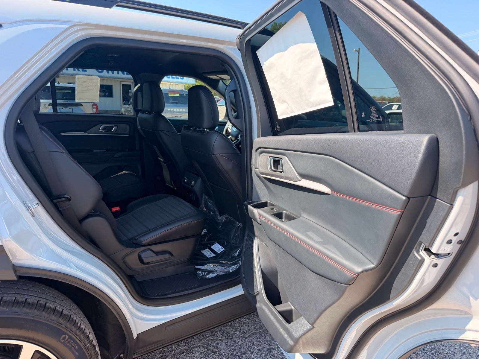 2027 Ford Explorer ST-Line