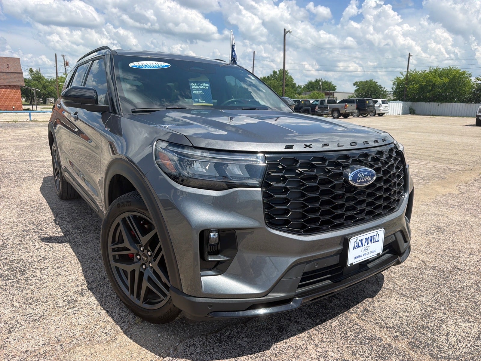 2025 Ford Explorer ST-Line