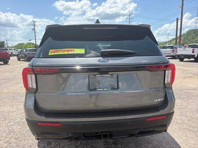 2025 Ford Explorer ST-Line