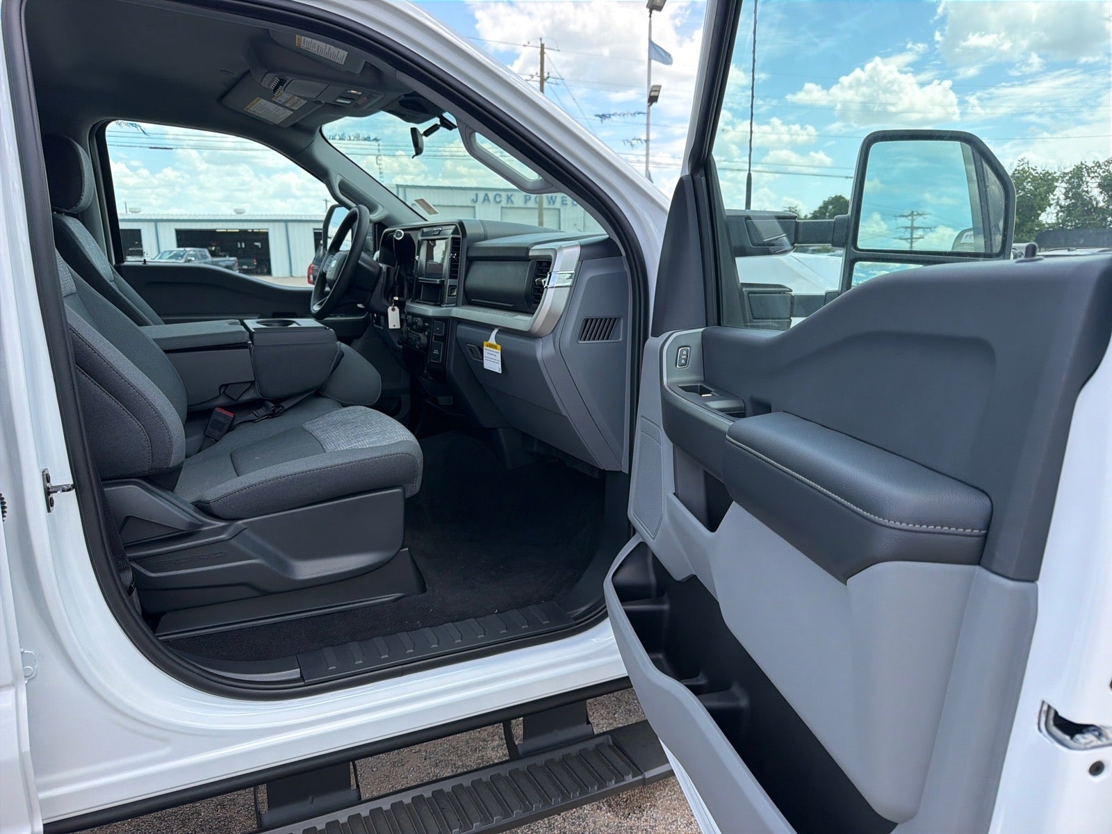 2026 Ford F-250 Super Duty XLT