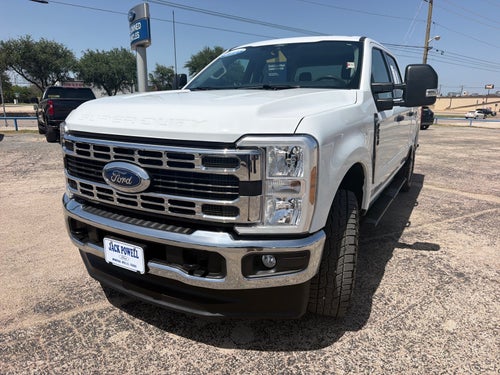 2025 Ford F-250 Super Duty XLT