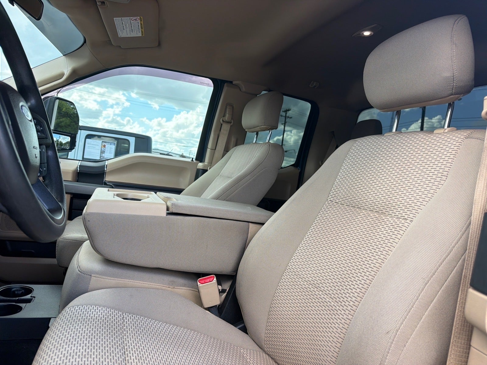 2017 Ford F-250 Super Duty XLT
