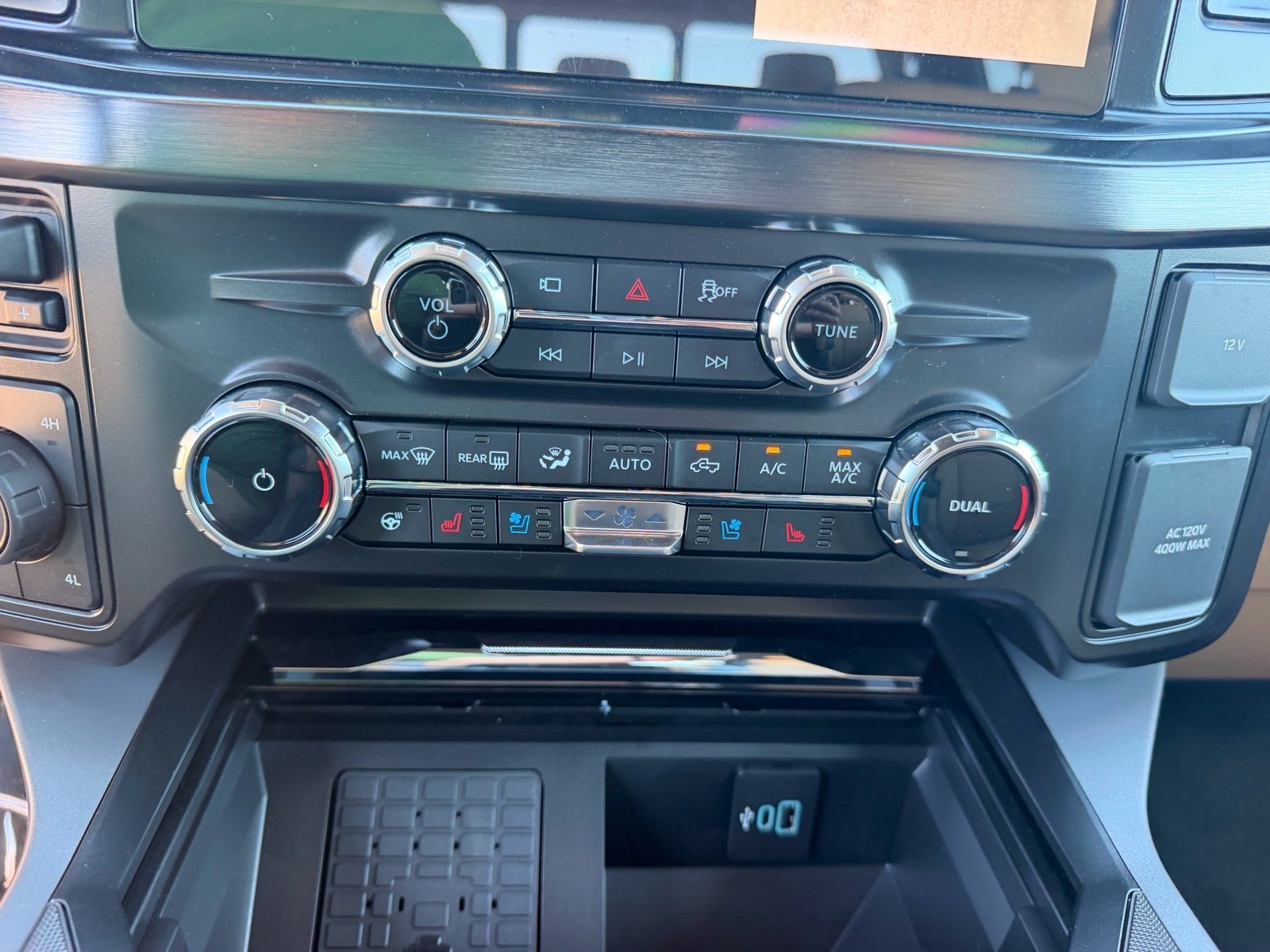 2027 Ford F-250 Super Duty Lariat