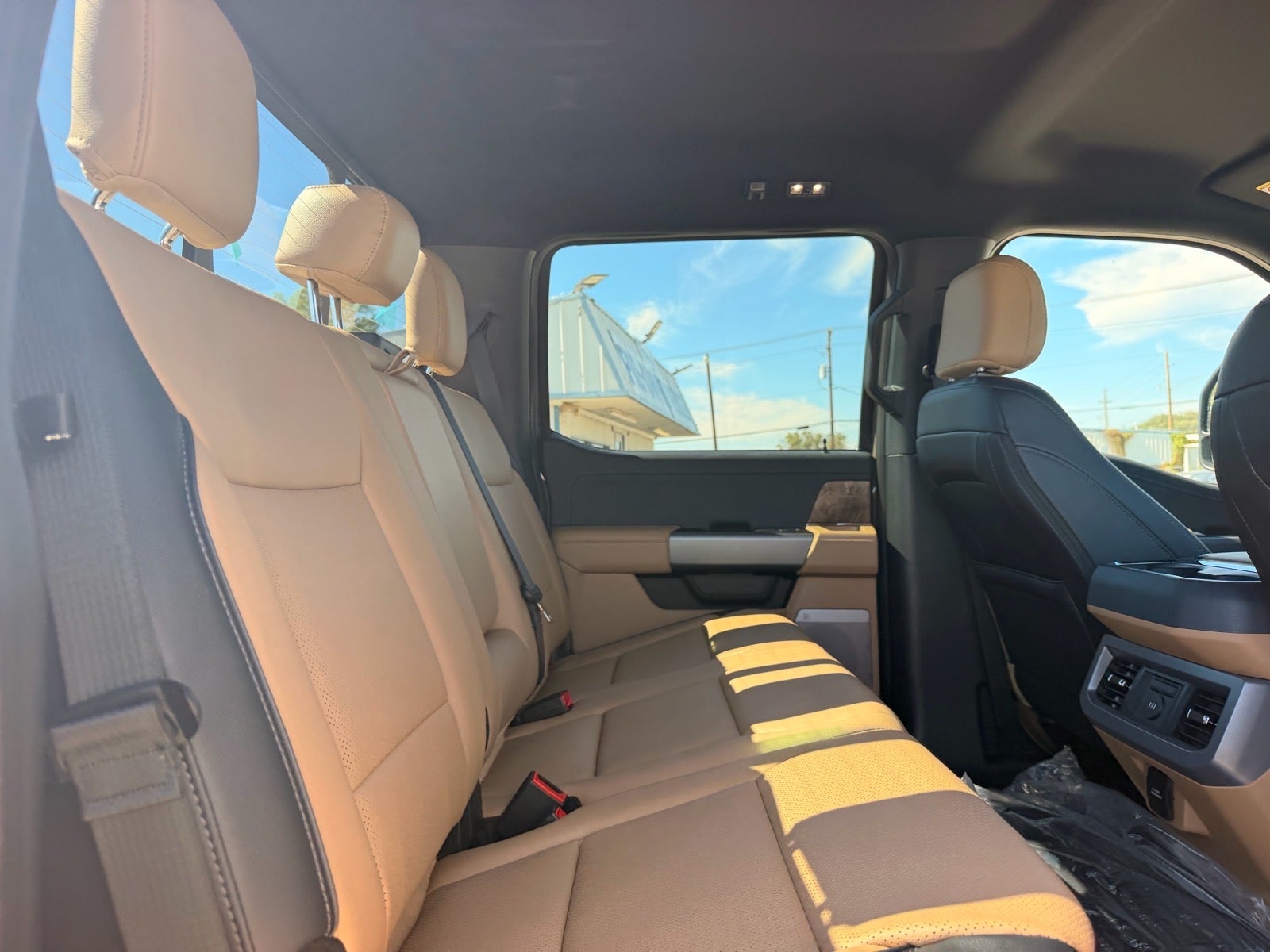2027 Ford F-250 Super Duty Lariat