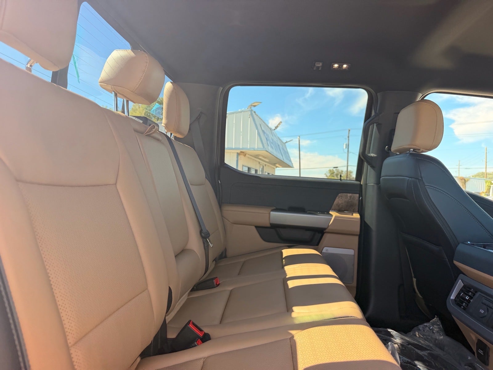 2027 Ford F-250 Super Duty Lariat