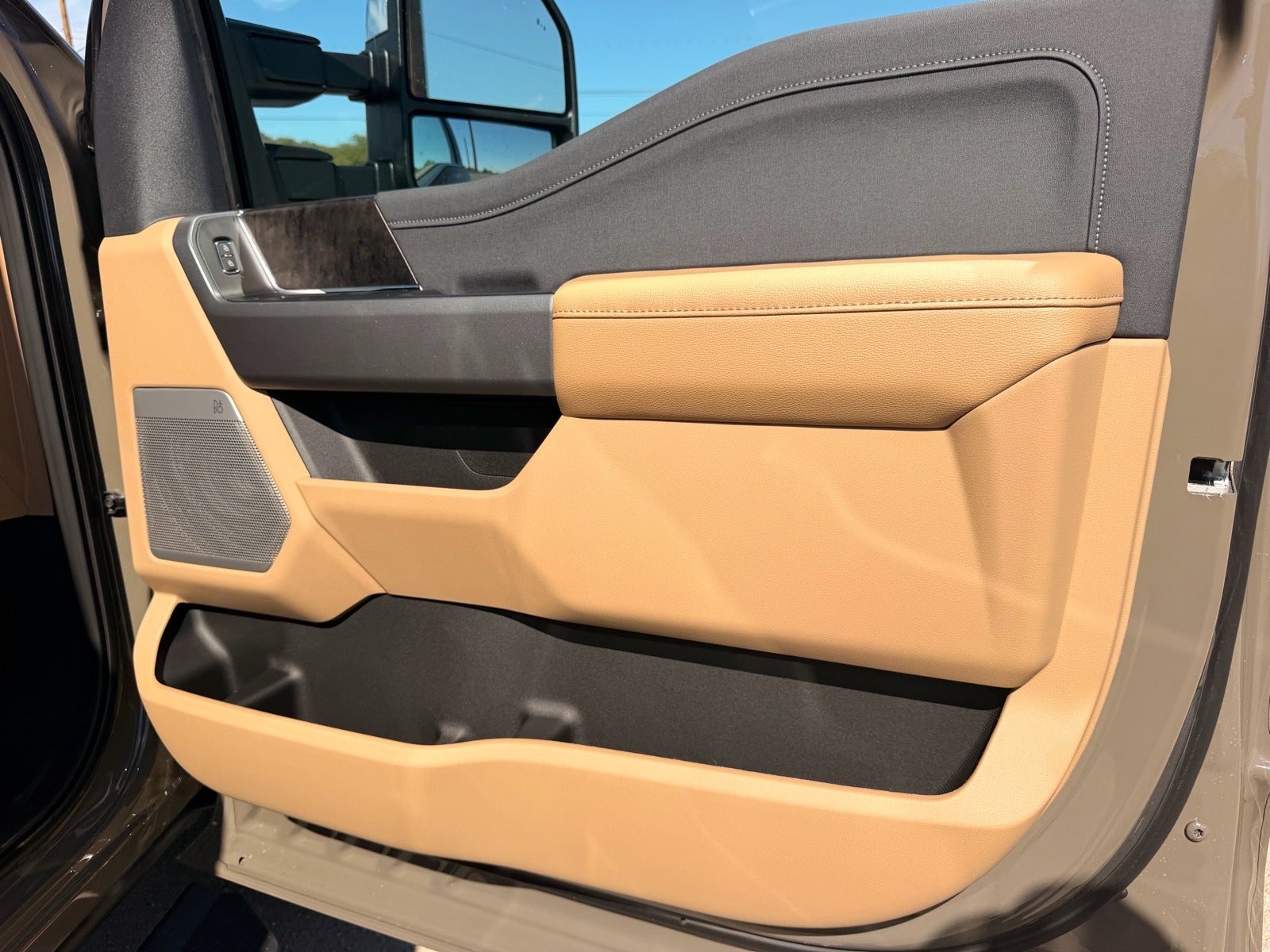 2027 Ford F-250 Super Duty Lariat
