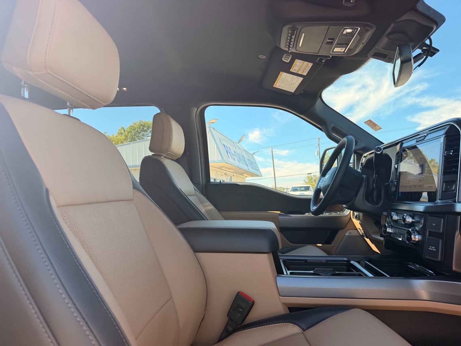 2027 Ford F-250 Super Duty Lariat