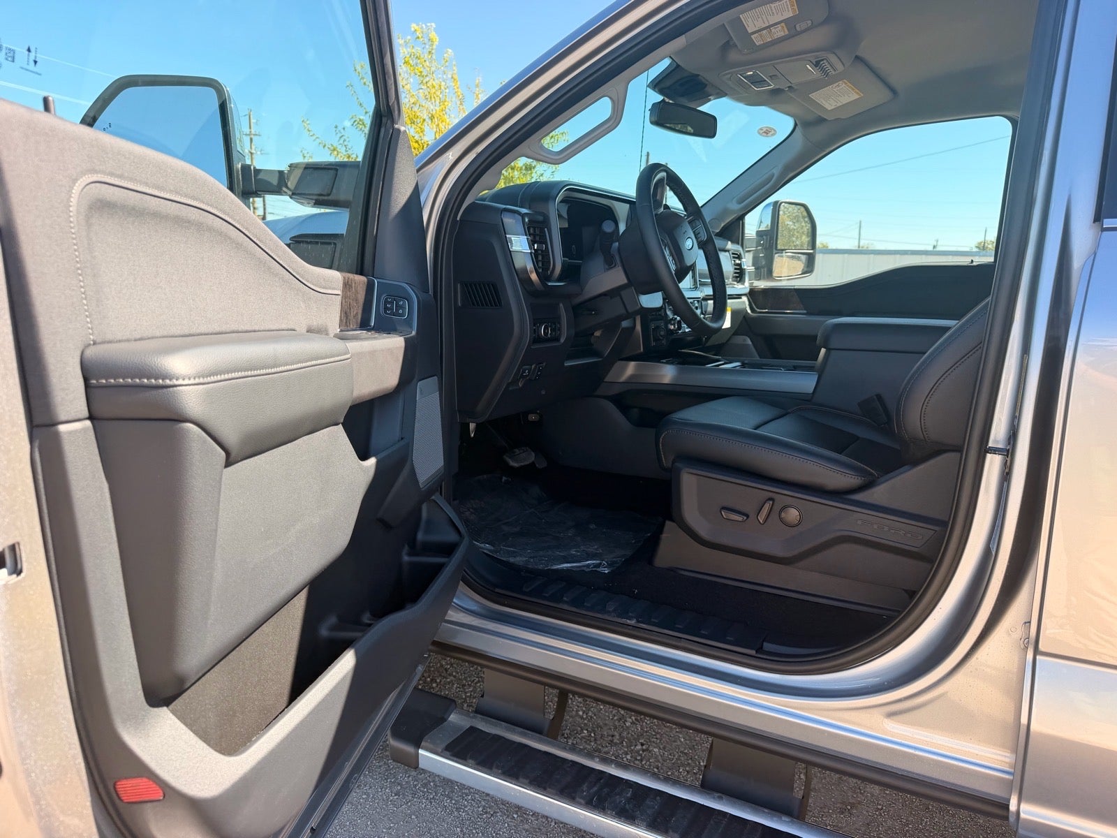 2027 Ford F-250 Super Duty Lariat