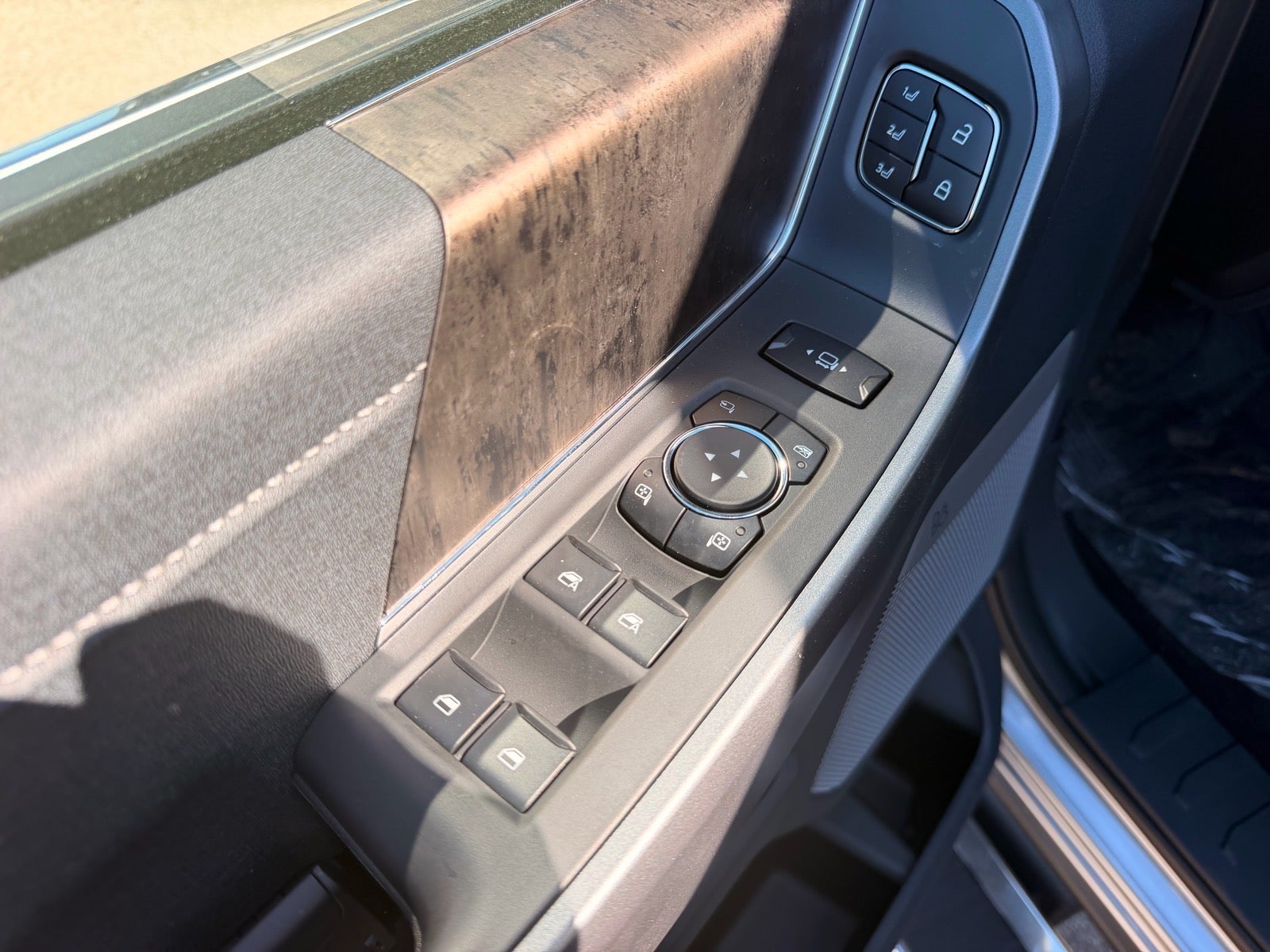 2027 Ford F-250 Super Duty Lariat