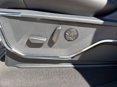 2027 Ford F-250 Super Duty Platinum