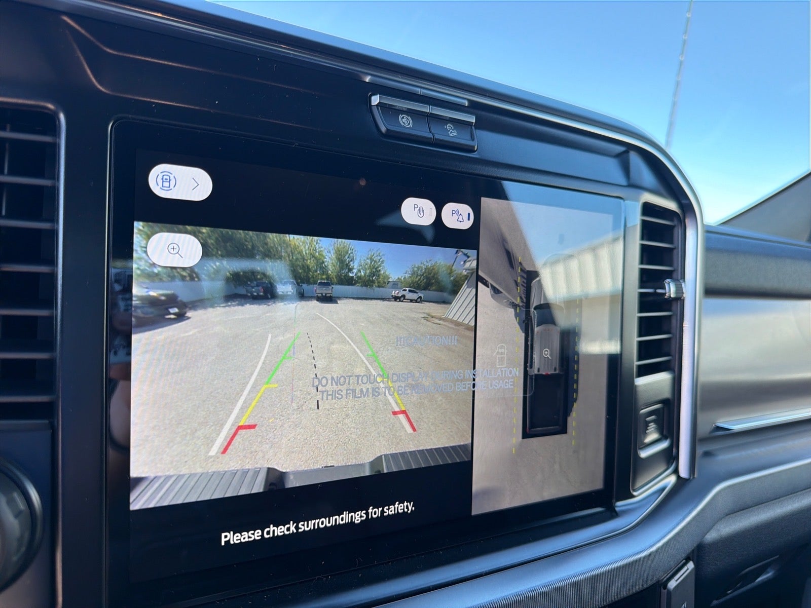 2027 Ford F-250 Super Duty Platinum