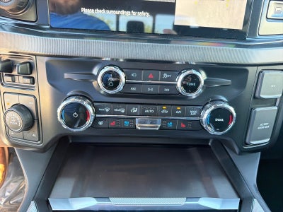 2027 Ford F-250 Super Duty Platinum