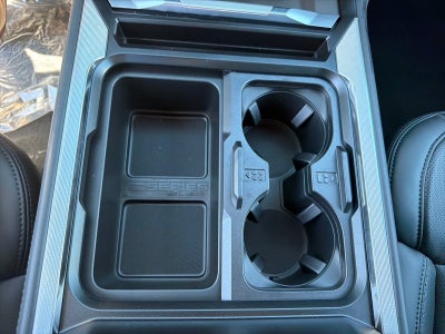2027 Ford F-250 Super Duty Platinum