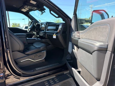 2027 Ford F-250 Super Duty Platinum