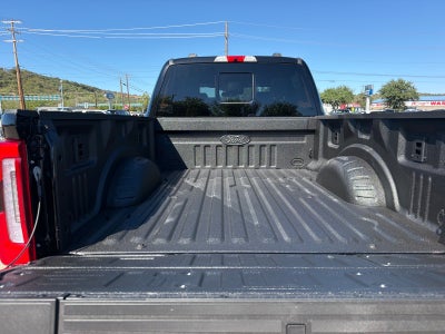 2027 Ford F-250 Super Duty Platinum