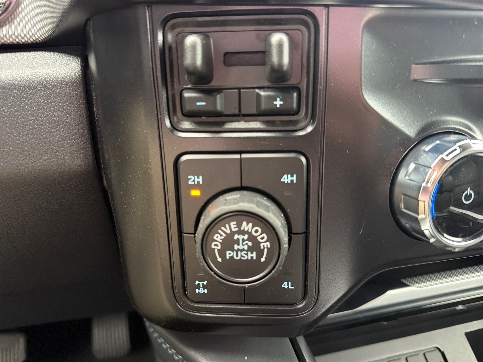 2026 Ford F-250 Super Duty Platinum