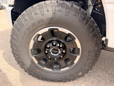 2027 Ford F-250 Super Duty Platinum
