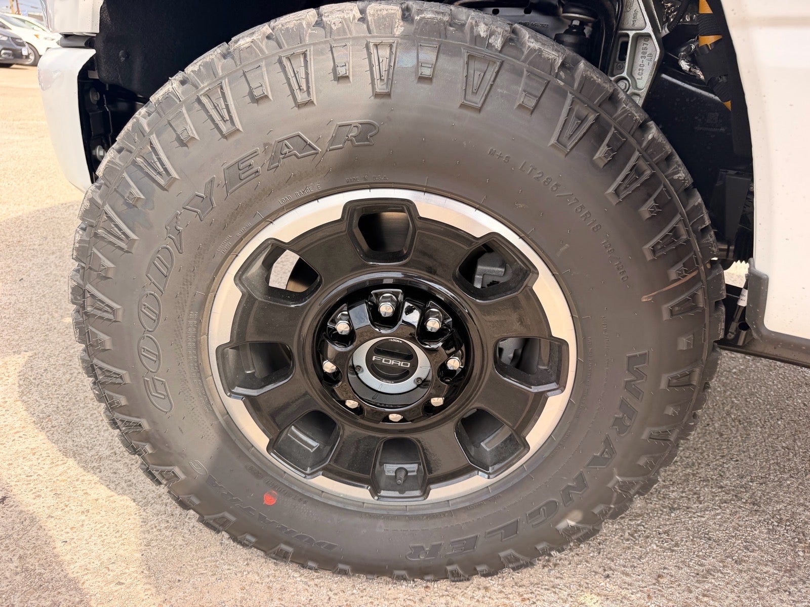 2027 Ford F-250 Super Duty Platinum