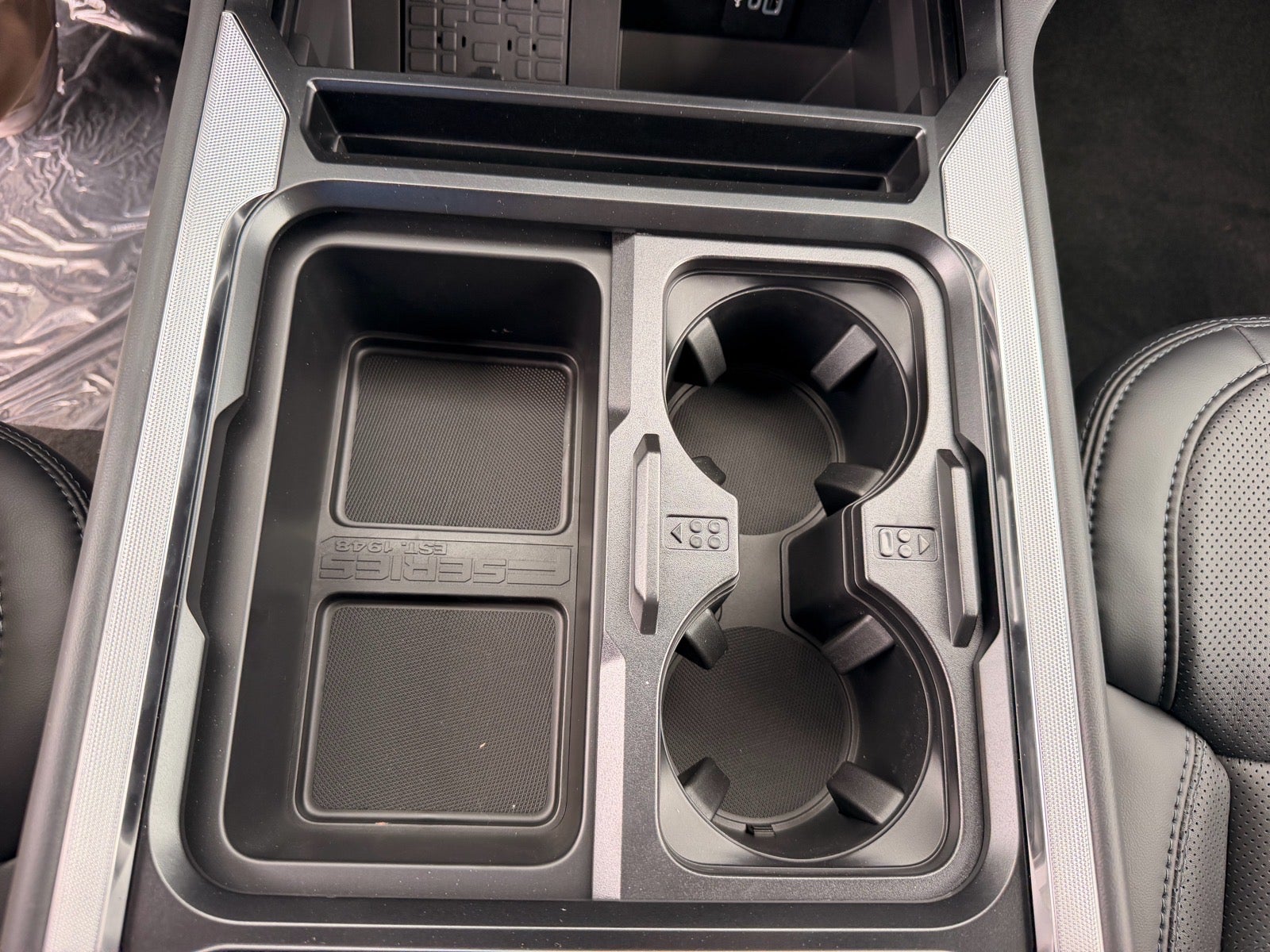 2027 Ford F-250 Super Duty Platinum