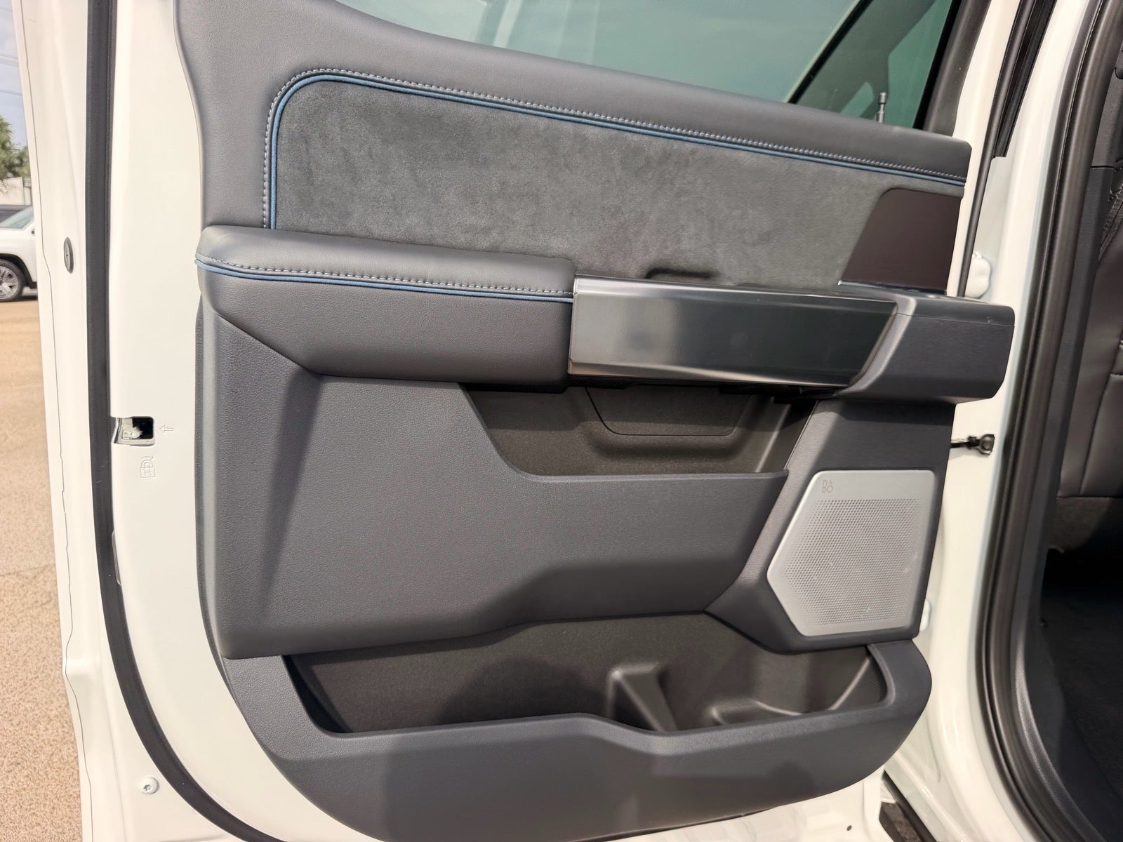 2027 Ford F-250 Super Duty Platinum