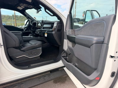 2027 Ford F-250 Super Duty Platinum