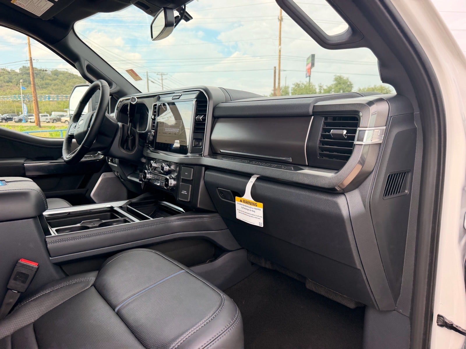 2027 Ford F-250 Super Duty Platinum