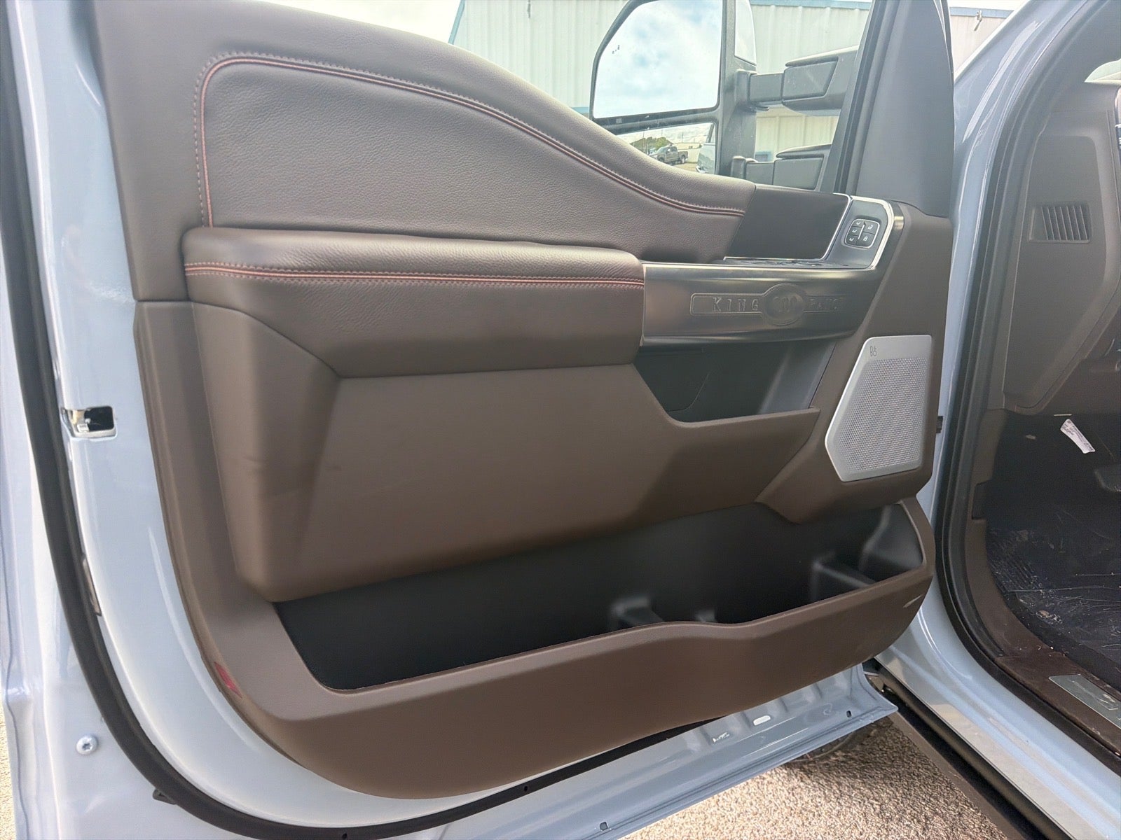 2027 Ford F-250 Super Duty King Ranch