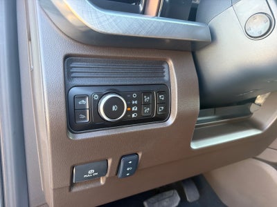2027 Ford F-250 Super Duty King Ranch