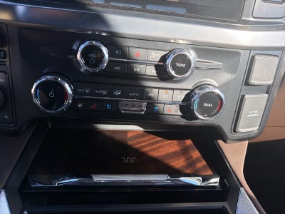 2027 Ford F-250 Super Duty King Ranch