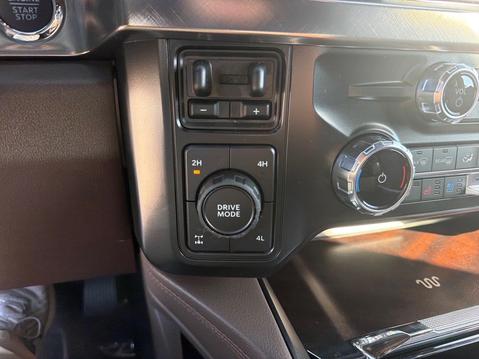 2027 Ford F-250 Super Duty King Ranch