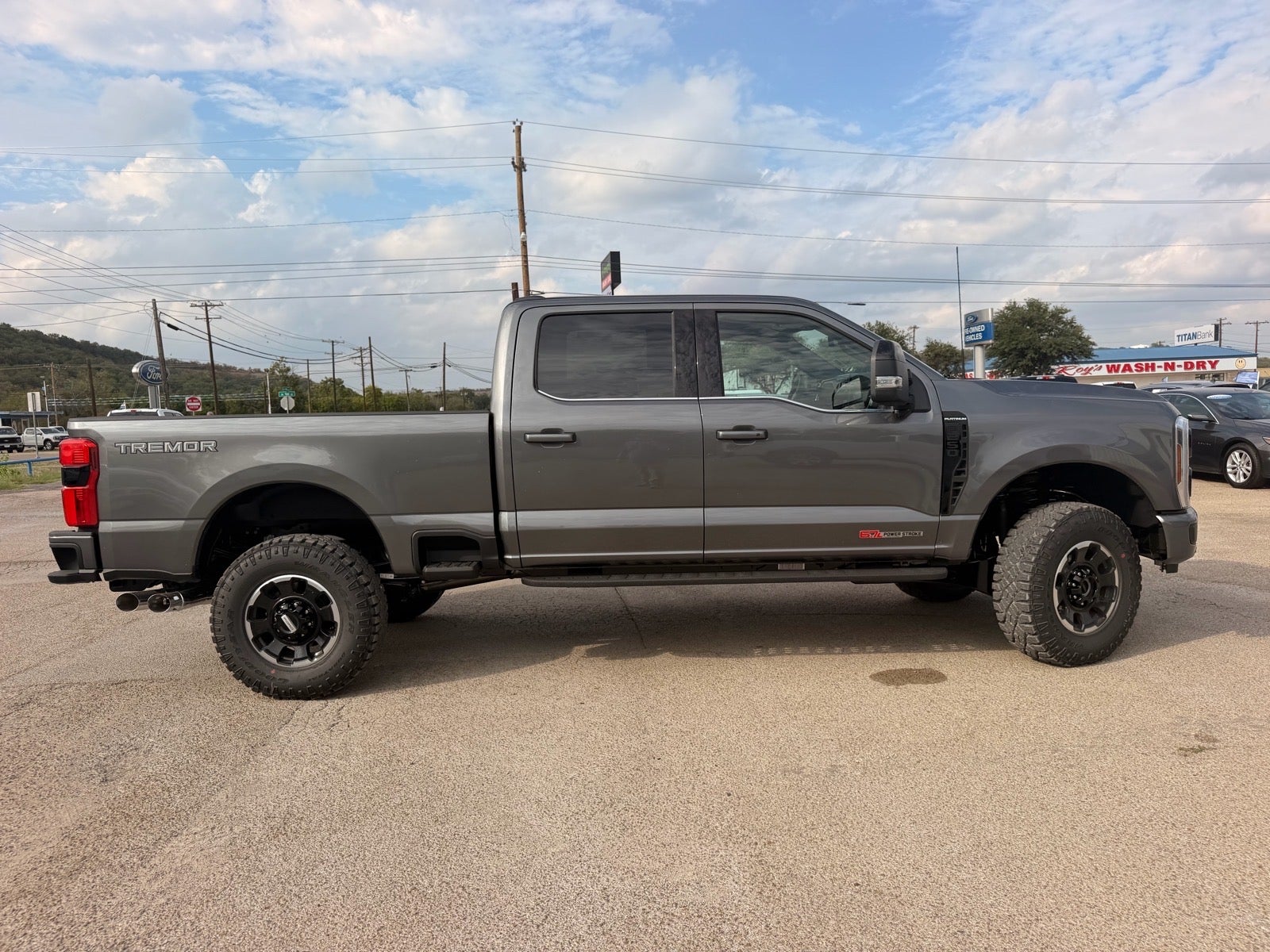 2027 Ford F-250 Super Duty Platinum