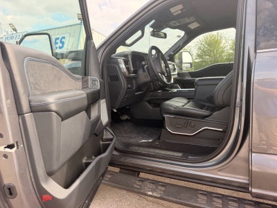 2027 Ford F-250 Super Duty Platinum