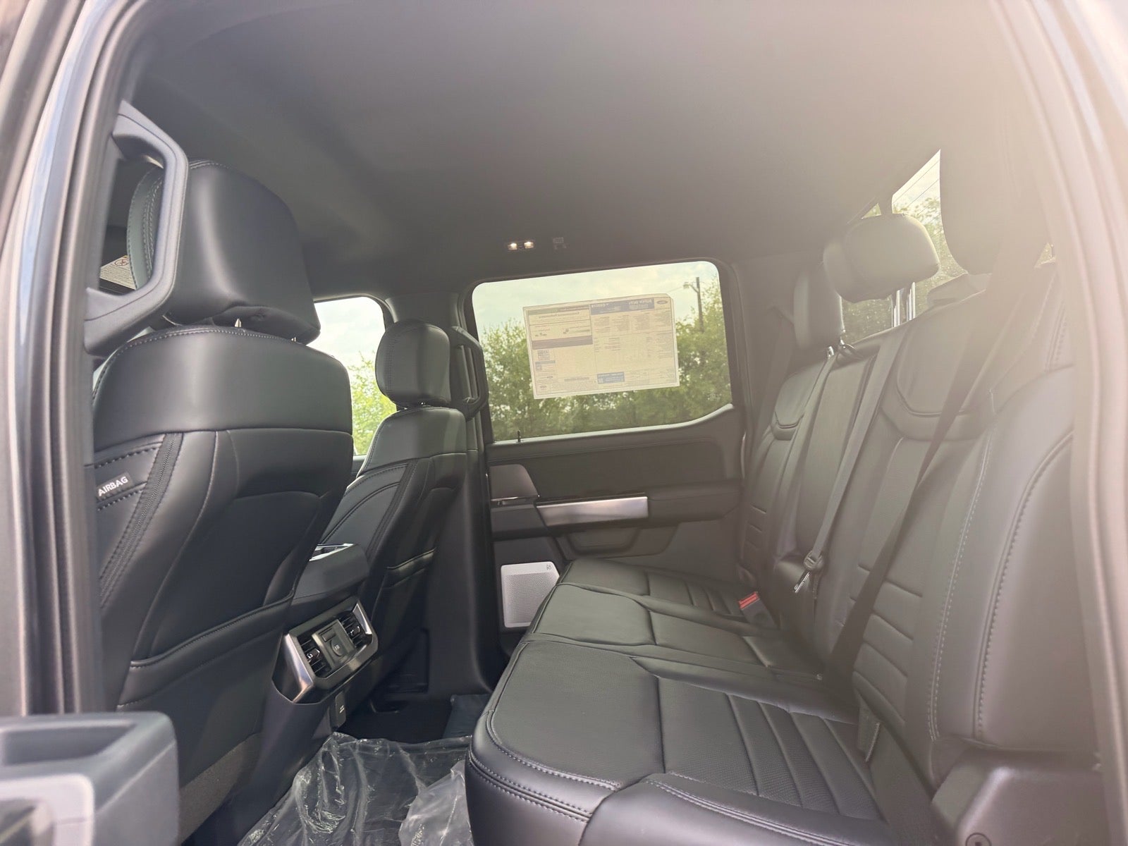 2027 Ford F-250 Super Duty Platinum