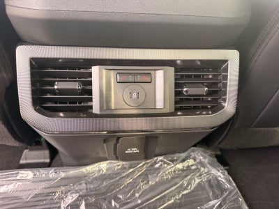2027 Ford F-250 Super Duty Platinum