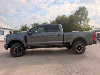 2027 Ford F-250 Super Duty Platinum